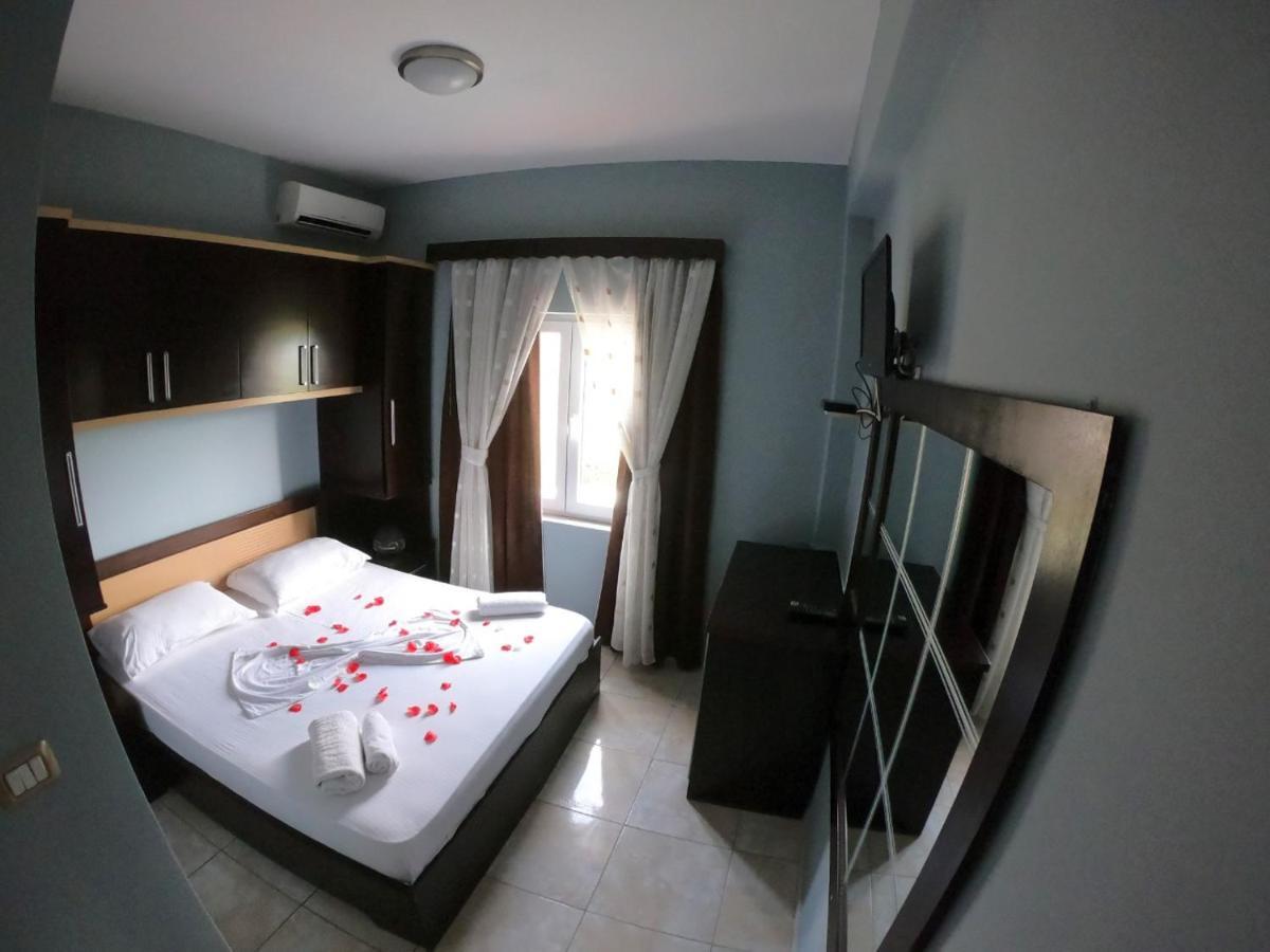Hotel Anxhelo Kucove Bagian luar foto