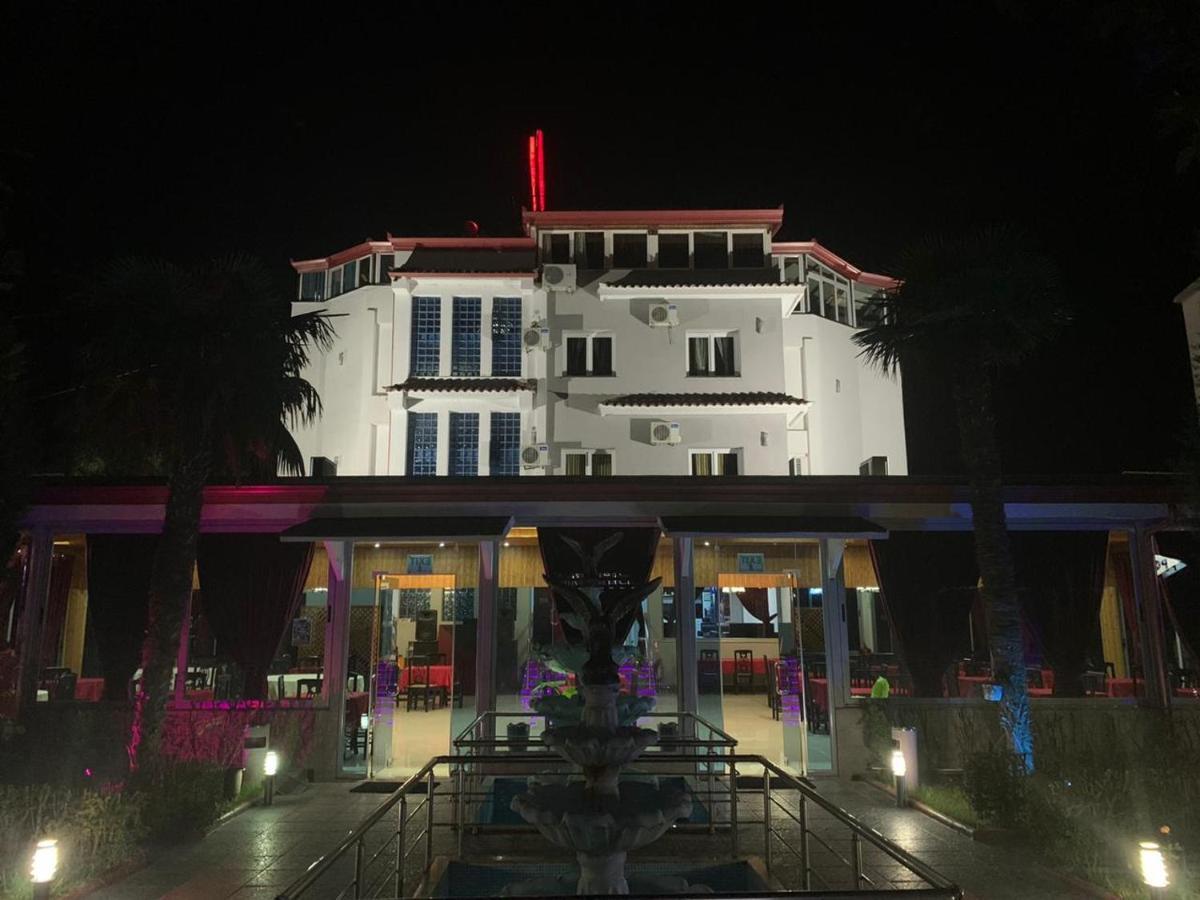 Hotel Anxhelo Kucove Bagian luar foto
