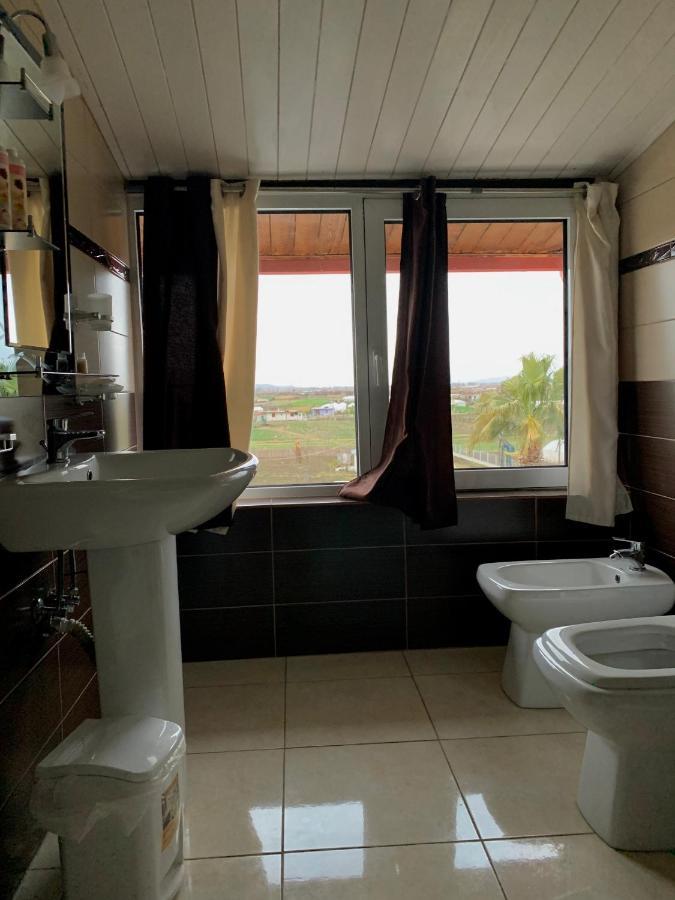 Hotel Anxhelo Kucove Bagian luar foto
